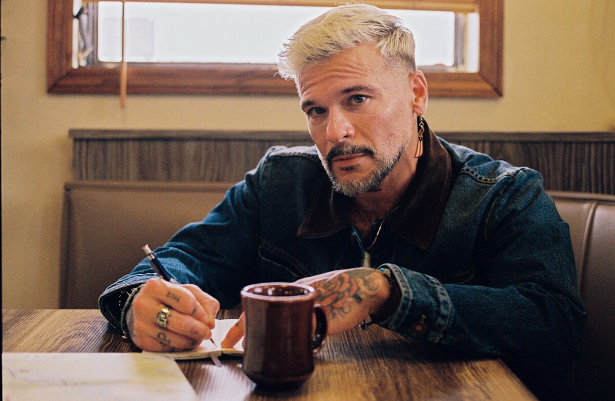 Pedro Capó Announces New Album 'La Carretera'