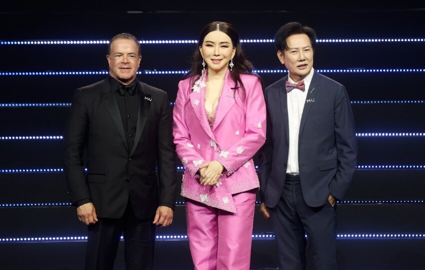 Puerto Rico Governor Insists on Miss Universe Pageant