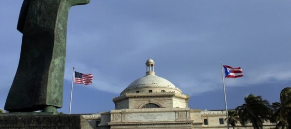 Puerto Ricans Outraged by Comedian's Remarks at Trump Rally